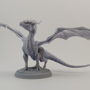 baby Dragon miniature - rescale miniatures - DnD miniatures - Role Playing Game - Tabletop Miniature - dungeons and dragons - D&D