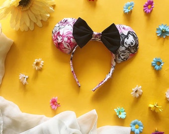 Princesses dans les oreilles roses de Disney