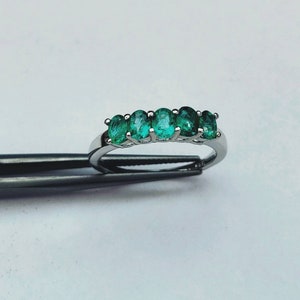US:7.5 Emerald Ring, Natural Emerald Ring, Solid Silver Ring, Promise Ring, Colambian Emerald Ring, Engagement Ring, Birthstone Ring