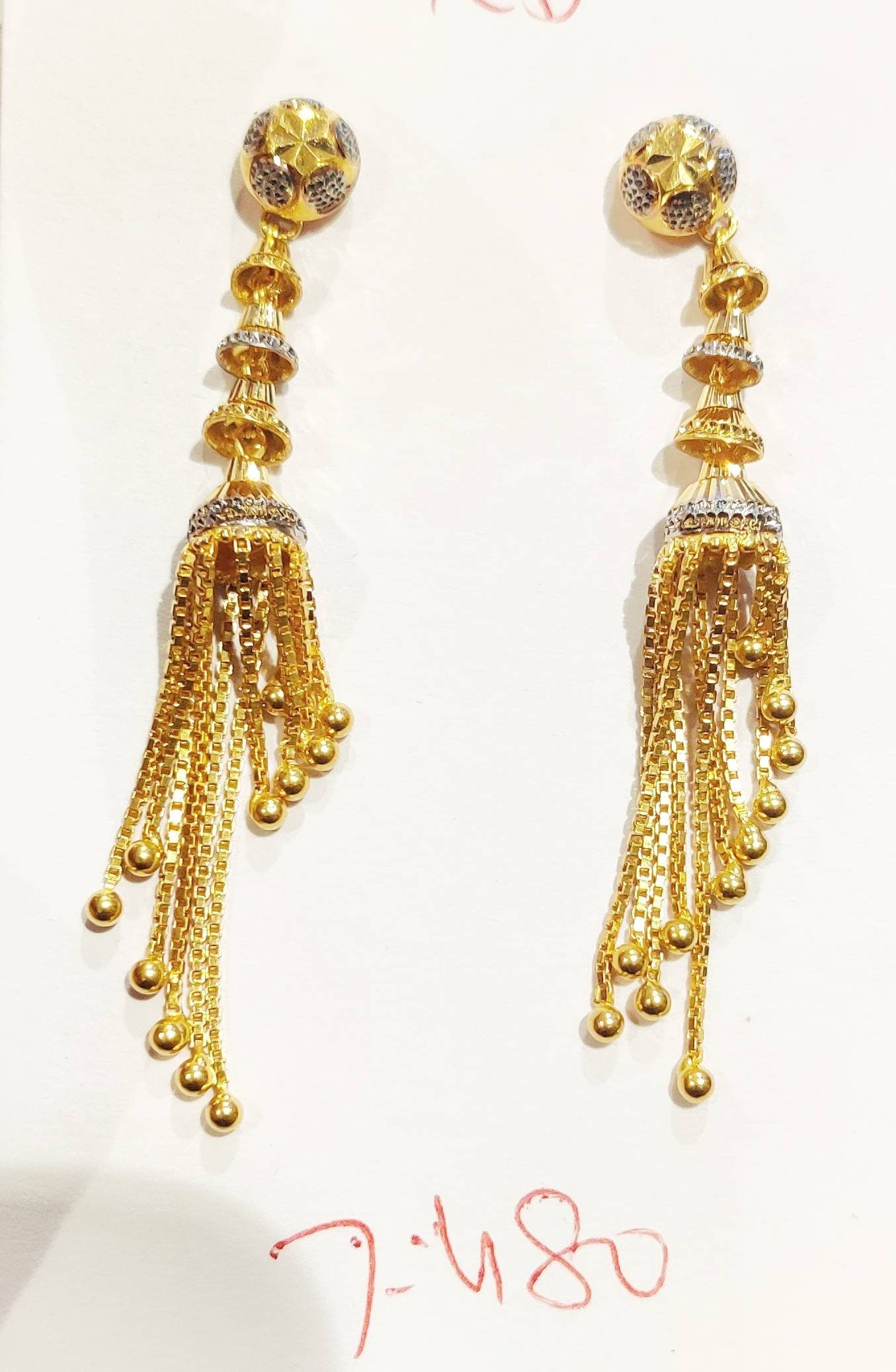 Latest Gold 18kt Long Earring Design Rani Alankar Jewellers – Welcome to  Rani Alankar