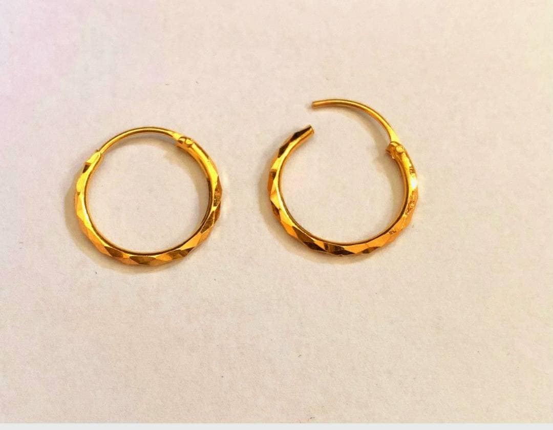 22k Gold Hoops - Etsy Canada