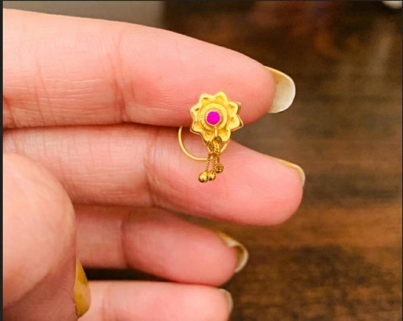 Gold nose pin with best sale chain