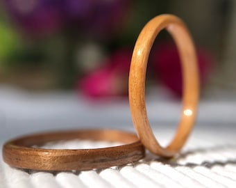 Handgefertigter Holzring für Verlobung und Hochzeit – Nachhaltiger Holzschmuck – Individuell & einzigartig mit Wunschgravur im Set