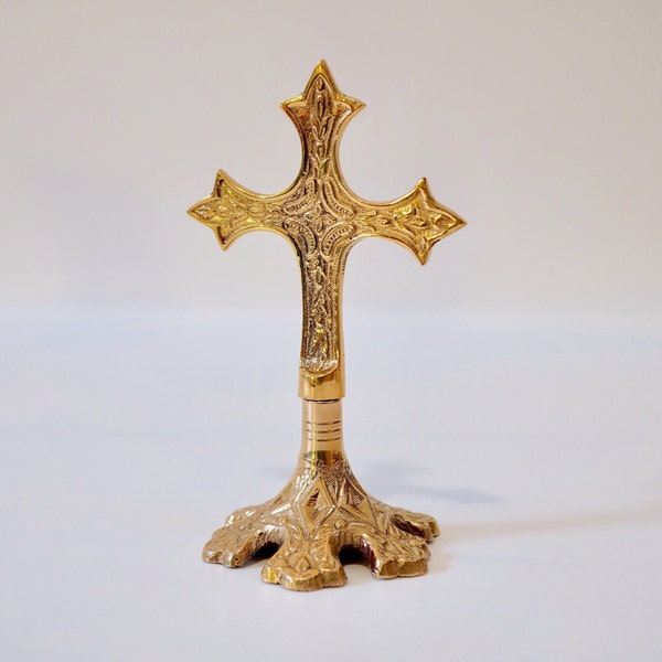 Standing Cross Altar Carved brass - Croce da altare Home Decor  a perfect Christian Gift