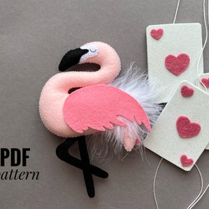 Flamingo felt pattern/ Alice in wonderland pdf pattern