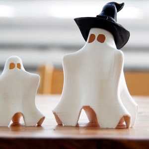 Glow in the Dark Cute Hug Me Ghost Family | Fun Halloween Decoration