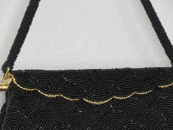 Vintage 1950s/1960s black beaded purse, satin lin… - image 3