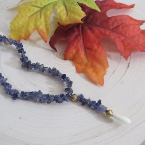 Lolite chip and Y-Drop Pearl bead 16&quot; necklace / choker - Vintage