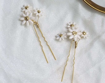 Daisy hair pin set - Gold and white flower pins #306