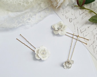 Flower Hair pins, White Flower Hair pins, Bridal Flower hair pins, White Wedding Flower hair pins #261