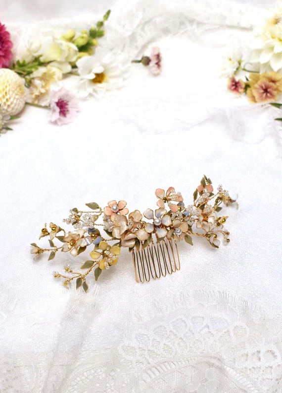 Pastel Flower Bridal Hair Comb: Beaded Wedding Hairpiece - Etsy display picture 3