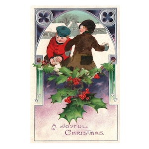 Carte postale de Noël ancienne : garçons lançant des boules de neige ; Carte postale de Noël en relief au dos indivis