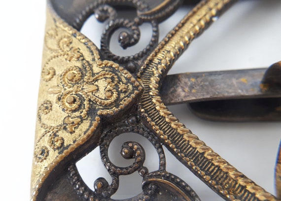 Victorian or Edwardian lady's dress buckle with f… - image 5