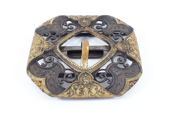 Victorian or Edwardian lady's dress buckle with f… - image 2