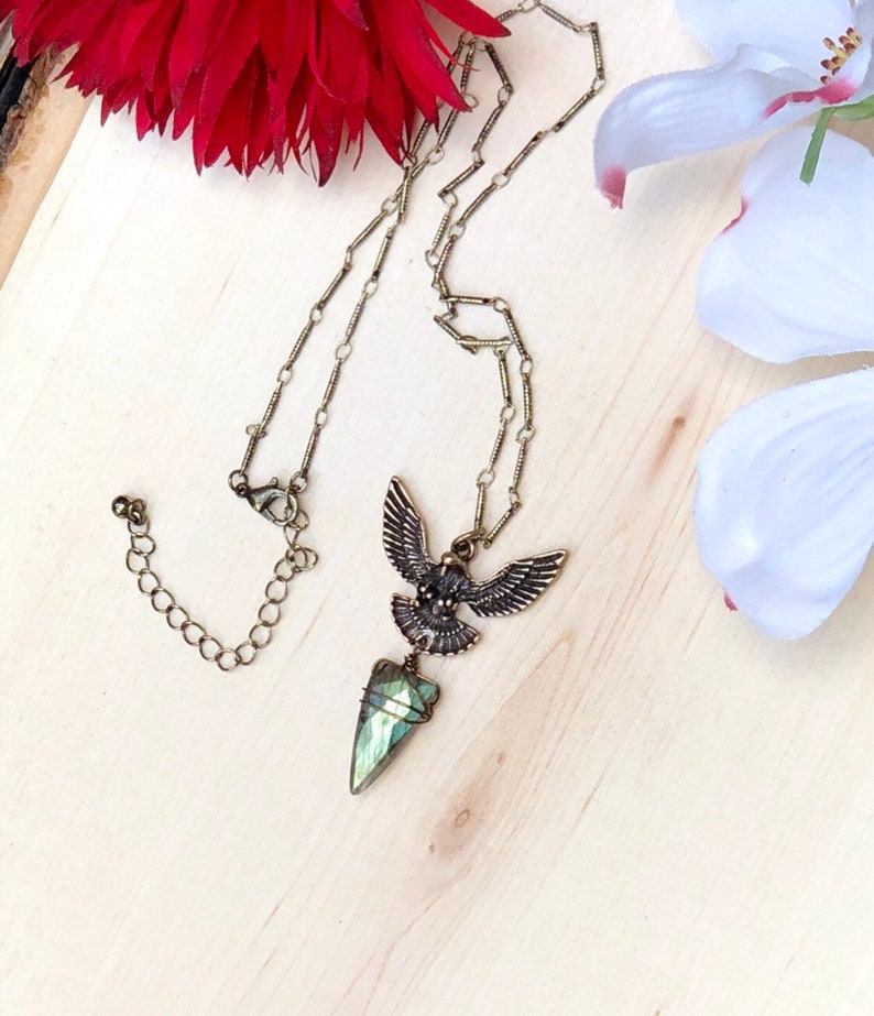 Unique Eagle Gemstone Necklace Stone Eagle Necklace Crystal Necklace Labradorite Necklace For Women Green Flash Labradorite Necklace