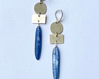 Raw Blue Kyanite Dangle Earrings, Antique Silver Kyanite Earrings, Raw Stone Earrings, Kyanite Jewelry, Geometric Blue Gemstone Earrings