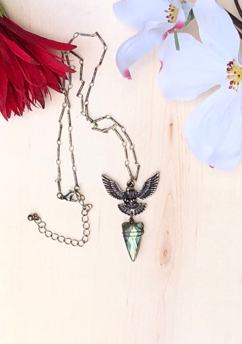 Unique Eagle Gemstone Necklace Stone Eagle Necklace Crystal Necklace Labradorite Necklace For Women Green Flash Labradorite Necklace