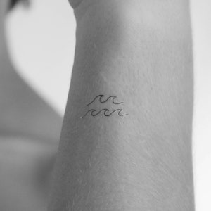 Double Wave Temporary Tattoo (Set of 3)