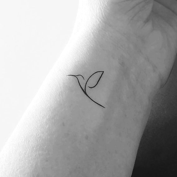 Minimalist Tatteco Hummingbird Temporary Tattoo Set Of 3 Etsy Minimalist Tatteco Hummingbird Temporary Tattoo Set Of 3 Etsy