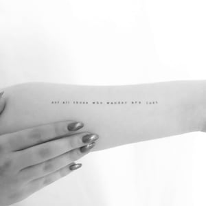 Nicht alle die wandern sind verloren temporäres Tattoo (3er Set)
