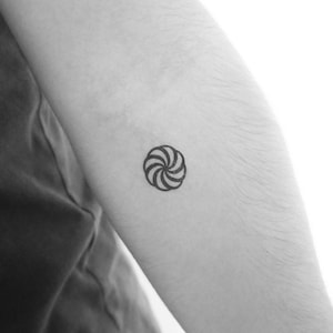 Armenian Eternity Sign Temporary Tattoo (Set of 3)