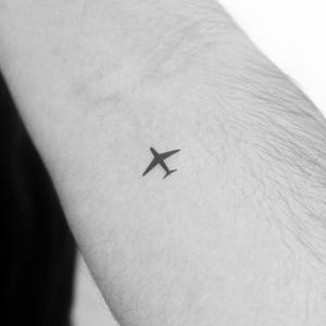 Kleines Flugzeug temporäres Tattoo (3er Set)