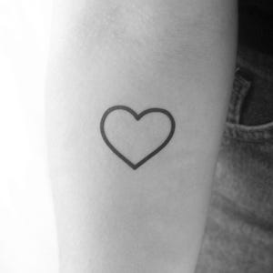 Tatouage temporaire contour coeur (lot de 3)