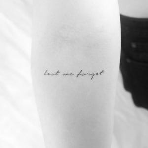 Lest We Forget Temporary Tattoo (Set of 3)