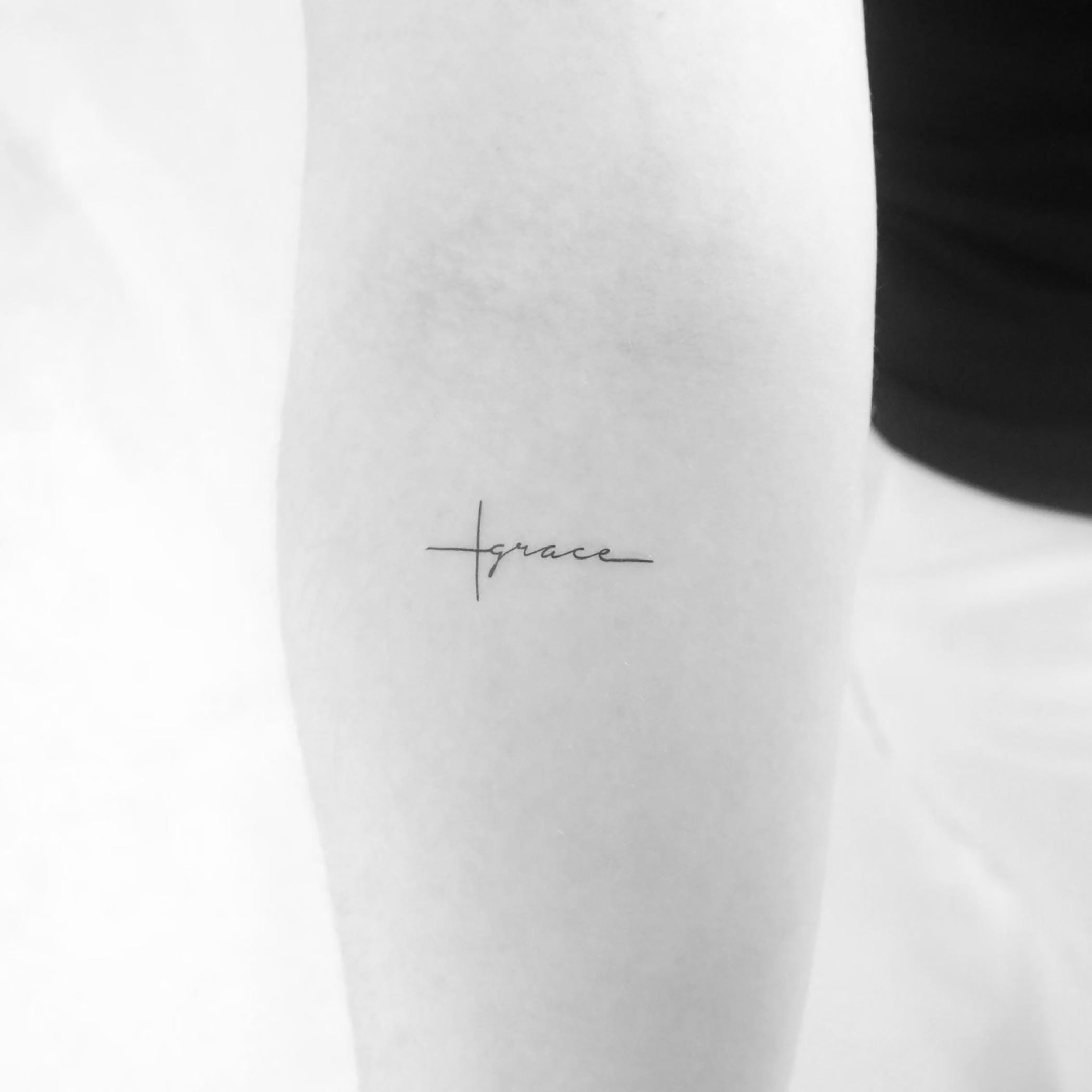 Crucifix tattoo - Etsy 日本, image size:2100x2100