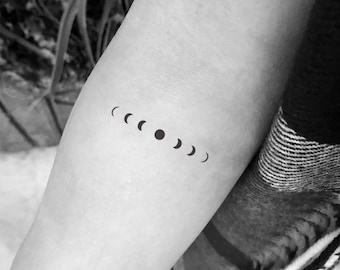 Tatouage temporaire des phases de la lune (ensemble de 3)