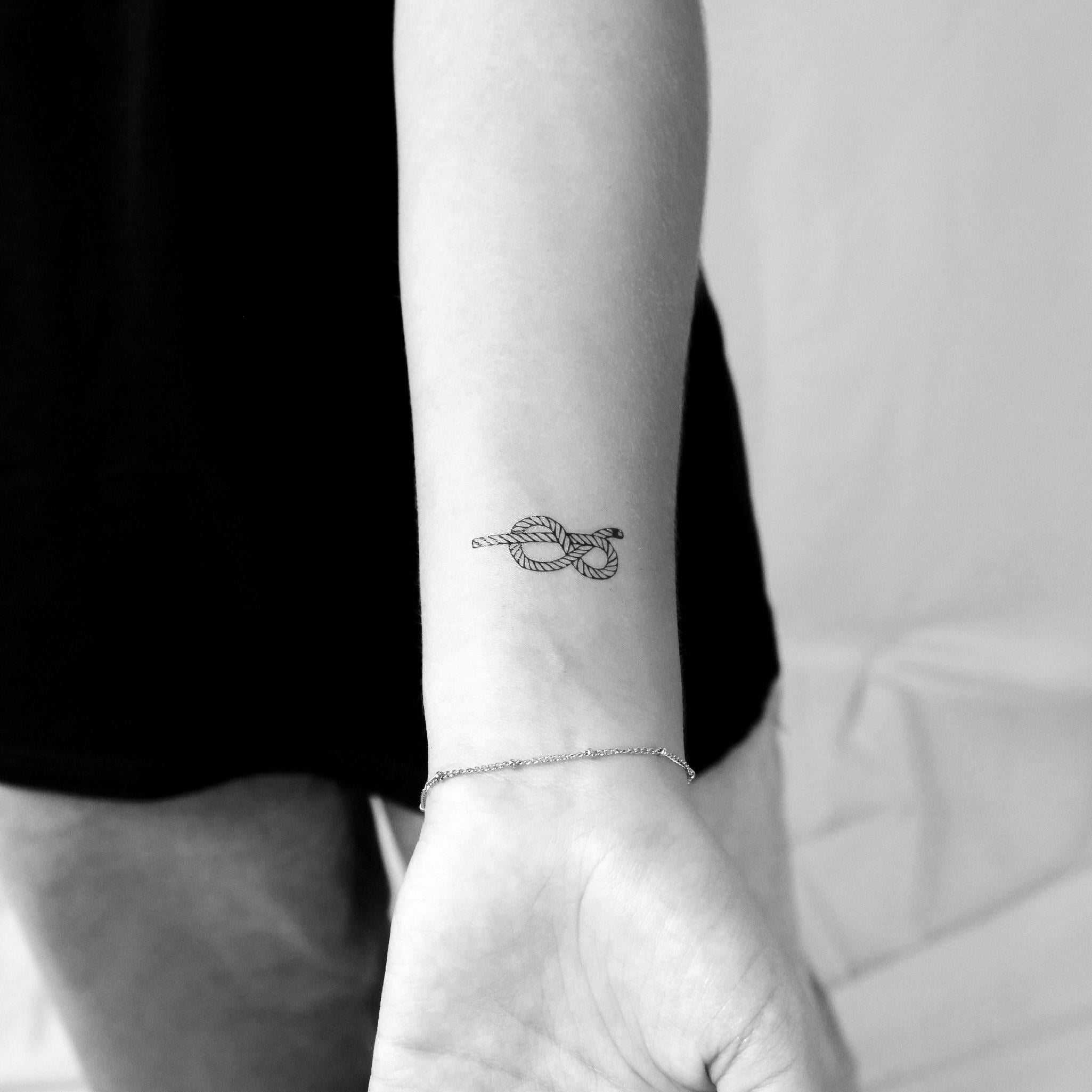 Figure-eight Knot Temporary Tattoo (set of 3) - Etsy, image size:2050x2050