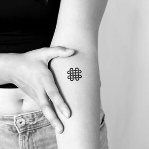 Quadruple Solomon&#39;s Knot Temporary Tattoo (Set of 3)