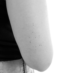Minimalist Aquarius Constellation Temporary Tattoo (Set of 3)