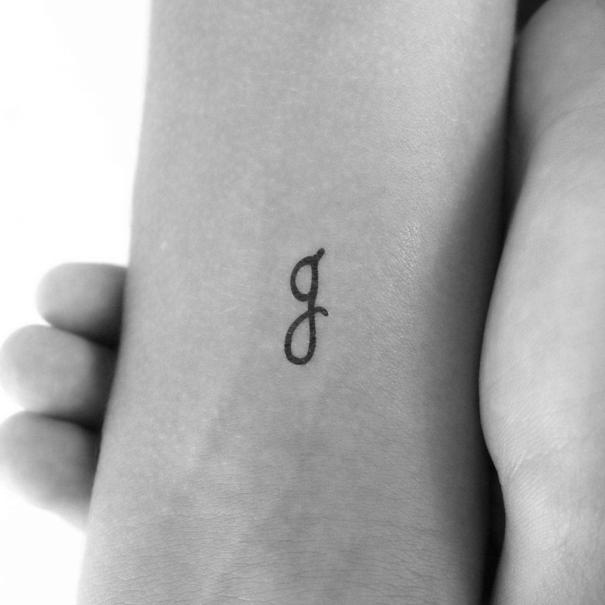 Tattoos with the Letter G: Bold & Meaningful