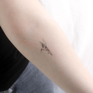 Flying Hummingbird Temporary Tattoo (Set of 3)