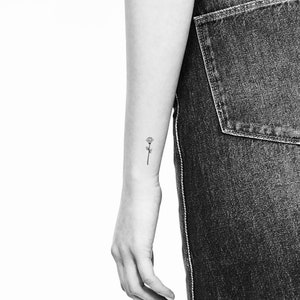 Fine Line Rose Temporary Tattoo (Set di 3)