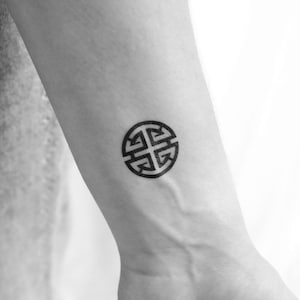 Fu Prosperity Symbol Temporary Tattoo (Set of 3)