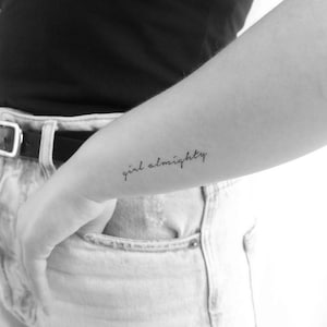 Allmächtiges Mädchen temporäres Tattoo (3er Set)