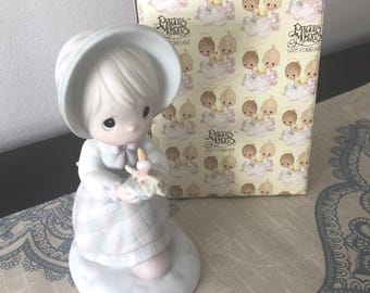 Vintage Precious Moments - December 110116 Calendar Girl Series - Porcelain Figurine-Enesco