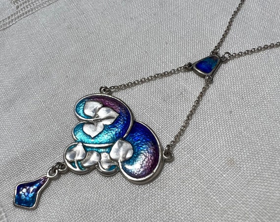 Antiques Atlas - Charles Horner Silver & Enamel Pendant