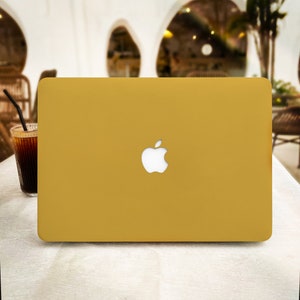 Groovy Yellow Solid Color MacBook Case for New MacBook Pro 16 15 Macbook Air 15 14 13 MacBook Retina 15 13 12 Apple Laptop 2022 2021 Cover