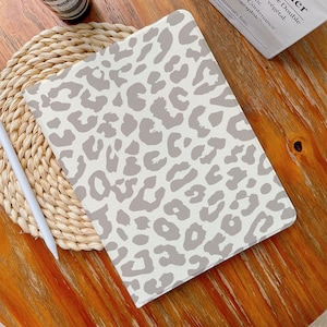 Grey Leopard Print iPad Case iPad Air 4/5 Case with Pencil Holder iPad Pro 12.9" 11" Mini 6/5/4, 10/9/8/7, 10.2", 2022/2021