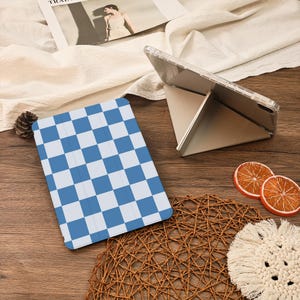Blue Checkers Y+Flip With Pencil Holder iPad Case For iPad Air 6/7 iPad 9.7&quot;10.2&quot; 10.9&quot; 11&quot; 12.9 inch Mini 7/6,iPad Pro iPad 2025 2024 Case