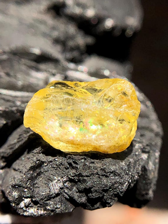Rainbow Fire Yellow Aquamarine Rough: 10 Carat Gemstone Crystal