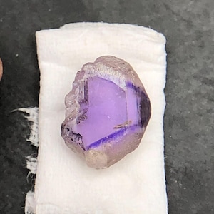 Natural Zoisite Purple Blue Color Tanzanite Rough, Tanzanite Raw, 1.20 Carats Unheated Tanzanite Rough, Tanzanite Crystal Tanzanite gemstone