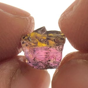 2.60 Carats Natural Tanzanite Rough, 9x5 MM Purple Gray Brown Zoisite Tanzanite Rough, Tanzanite Crystal, For Making Jewelry.