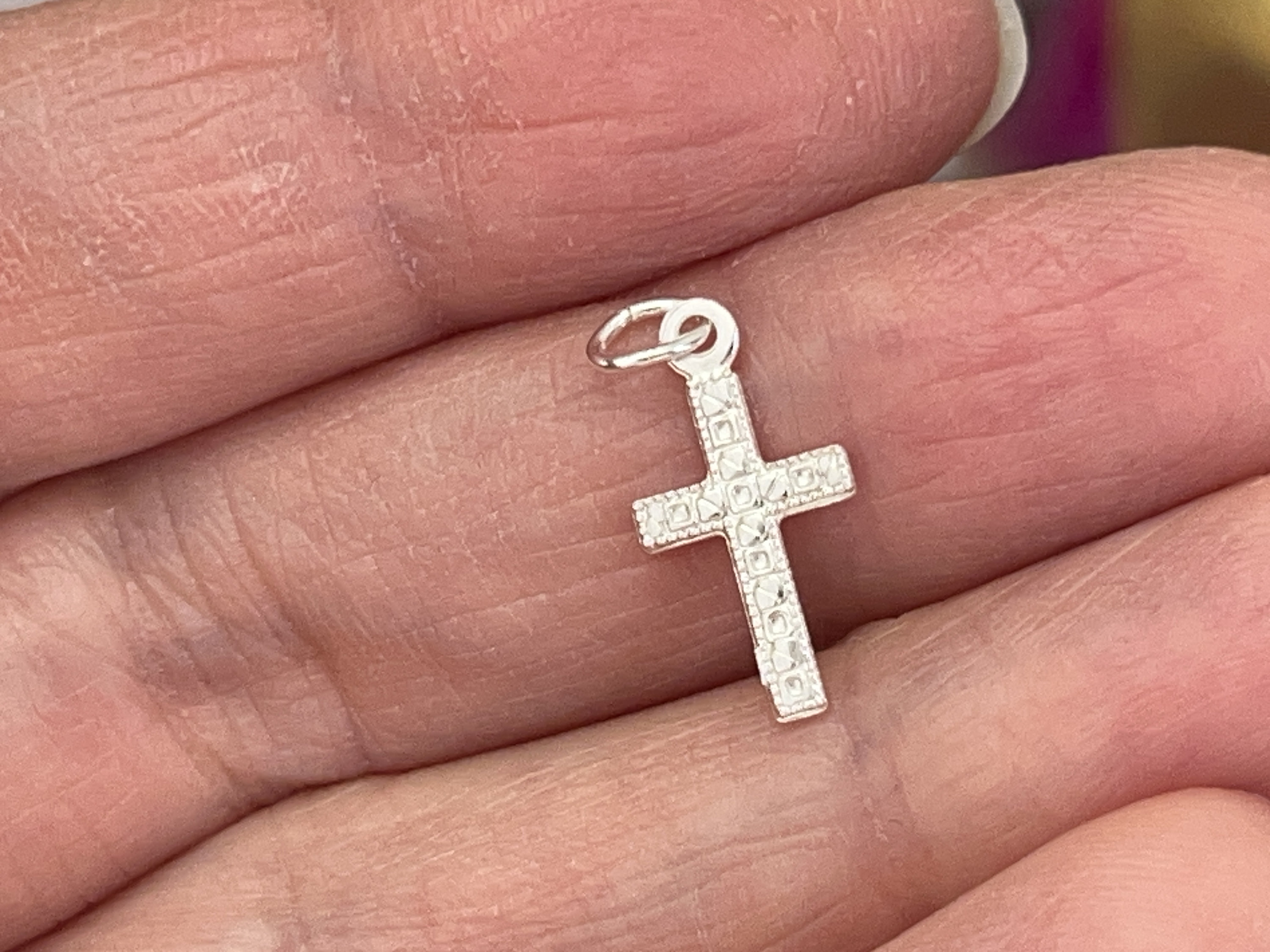 スターリングシルバークロスペンダント：925チャーム（15 x 8 mm