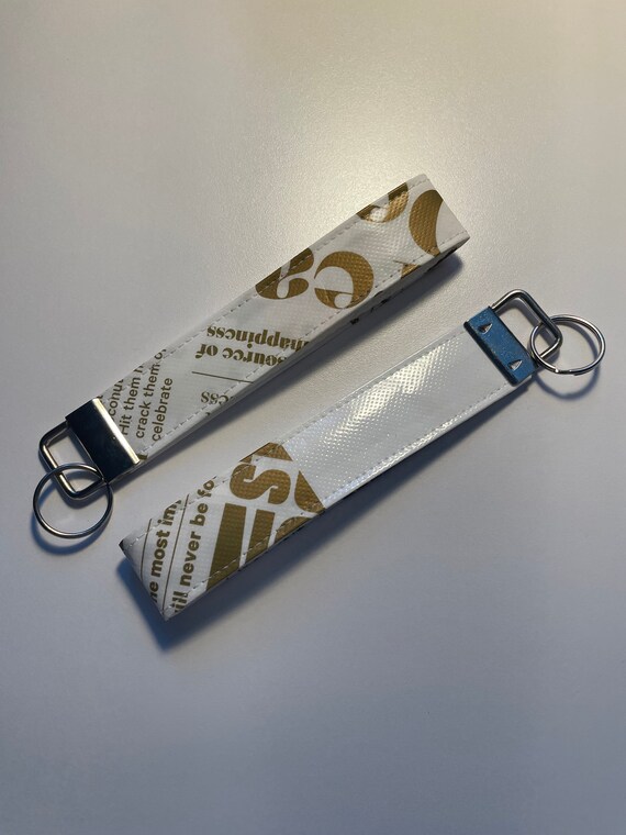 Lululemon keychain shop