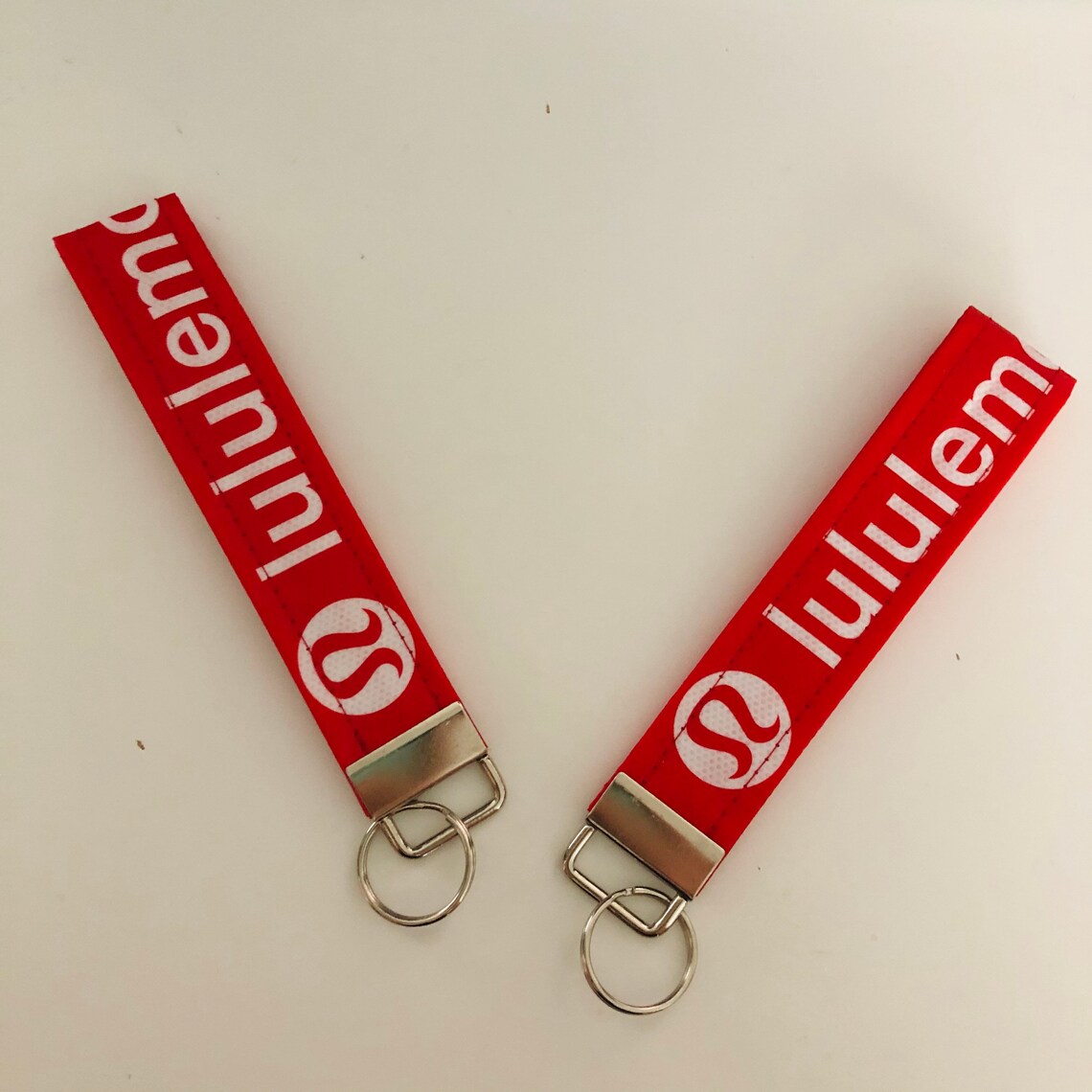 lululemon keychain wallet tiktok logo