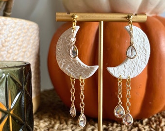 White Shimmer Crescent Moon Clay Earrings / Dangle Polymer Statement Jewelry / With Glass Gem Pendant / Dramatic Witchy Aesthetic